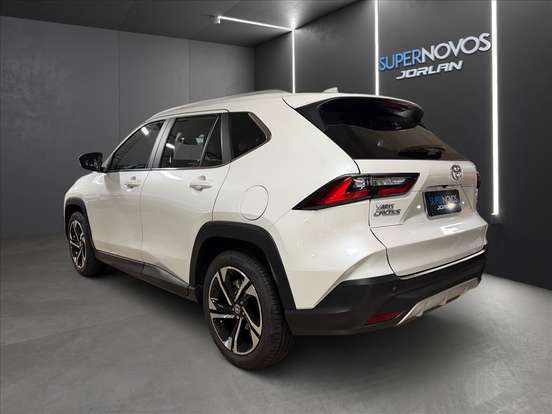 TOYOTA-YARIS CROSS-2026