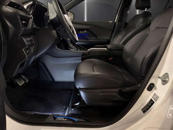 TOYOTA-YARIS CROSS-2026