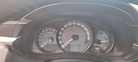 TOYOTA-COROLLA-2015
