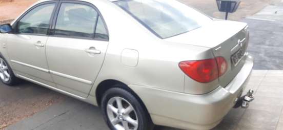TOYOTA-COROLLA-2004