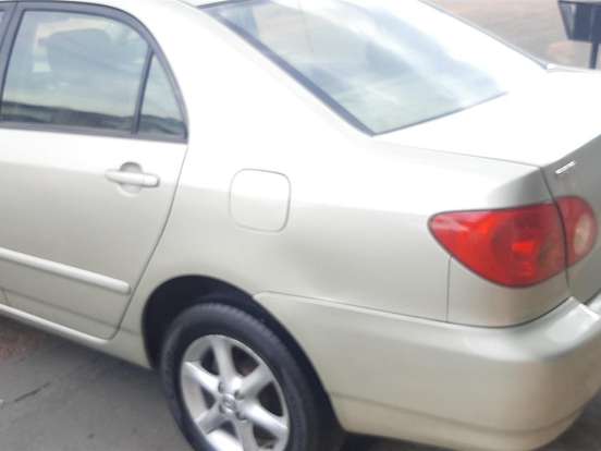 TOYOTA-COROLLA-1.8 XEI 16V GASOLINA 4P AUTOMÁTICO TOYOTA-COROLLA-2004