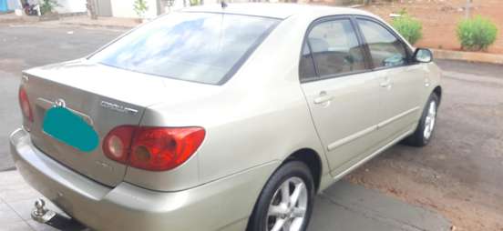 TOYOTA-COROLLA-2004