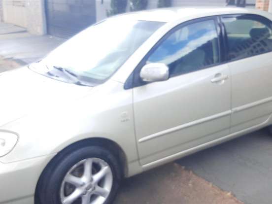TOYOTA-COROLLA-1.8 XEI 16V GASOLINA 4P AUTOMÁTICO TOYOTA-COROLLA-2004