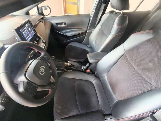 TOYOTA-COROLLA-2021