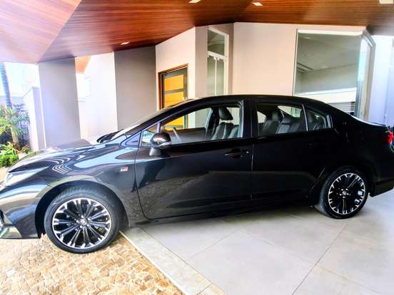TOYOTA-COROLLA-2021