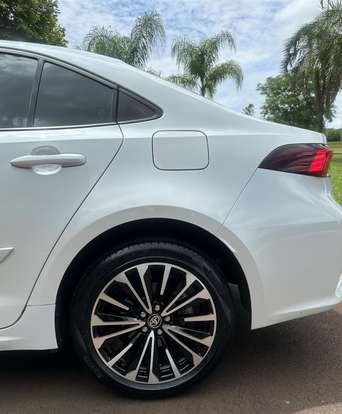 TOYOTA-COROLLA-2024