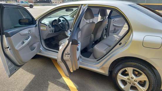 TOYOTA-COROLLA-2013