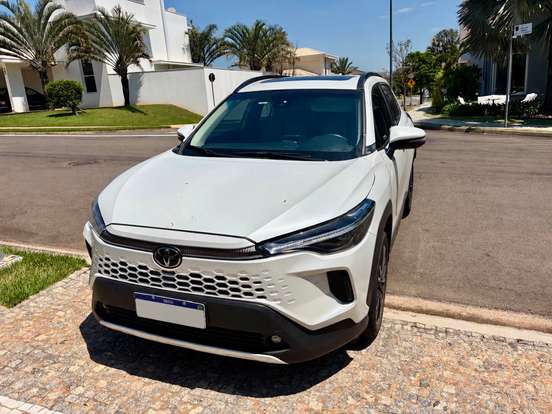 TOYOTA-COROLLA CROSS-2024