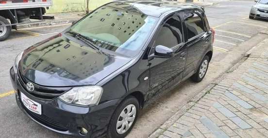 TOYOTA-ETIOS-2014