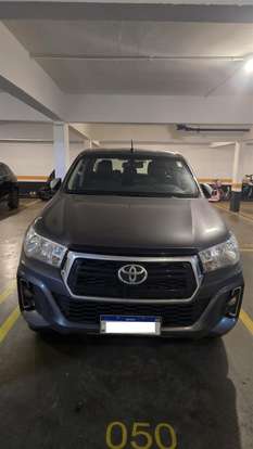 TOYOTA-HILUX-2018
