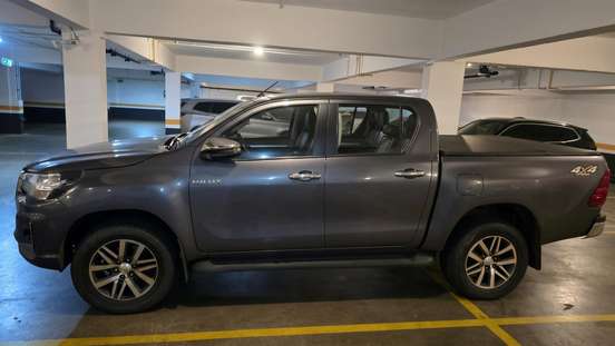 TOYOTA-HILUX-2.8 SRV 4X4 CD 16V DIESEL 4P AUTOMÁTICO TOYOTA-HILUX-2018