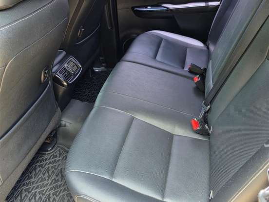 TOYOTA-HILUX-2.8 SRX 4X4 CD 16V DIESEL 4P AUTOMÁTICO TOYOTA-HILUX-2019