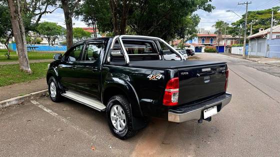 TOYOTA HILUX 3.0 SRV 4X4 CD 16V TURBO INTERCOOLER DIESEL 4P AUTOMÁTICO