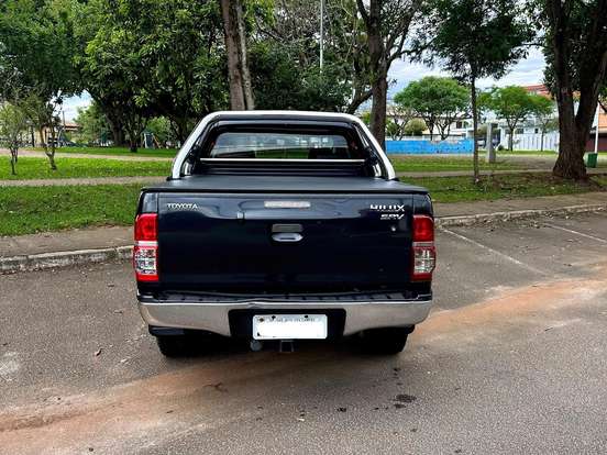 TOYOTA-HILUX-3.0 SRV 4X4 CD 16V TURBO INTERCOOLER DIESEL 4P AUTOMÁTICO TOYOTA-HILUX-2011