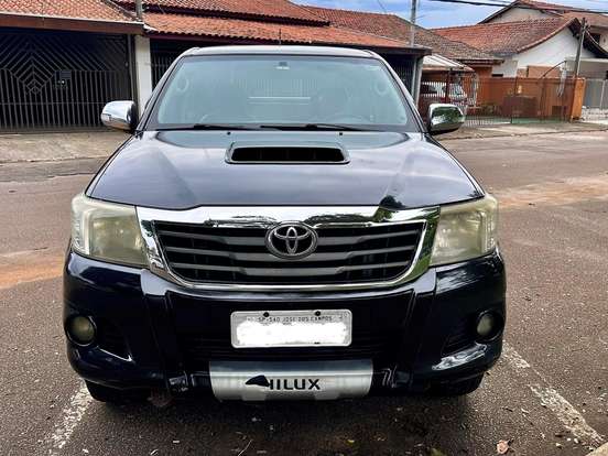 TOYOTA-HILUX-3.0 SRV 4X4 CD 16V TURBO INTERCOOLER DIESEL 4P AUTOMÁTICO TOYOTA-HILUX-2011