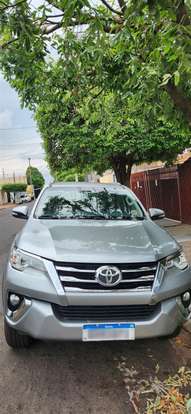 TOYOTA-HILUX SW4-2017