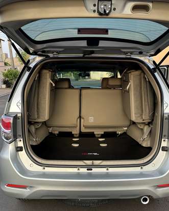 TOYOTA-HILUX SW4-2013