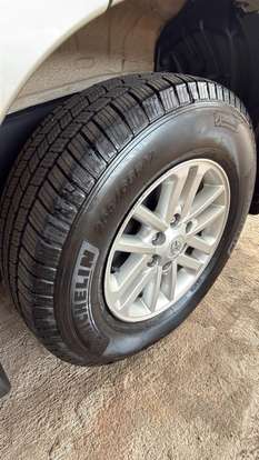 TOYOTA-HILUX SW4-2013