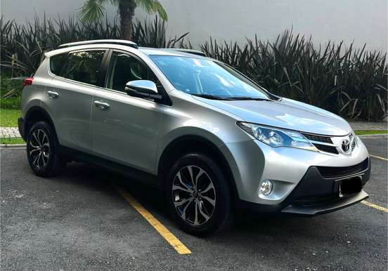 TOYOTA-RAV4-2014