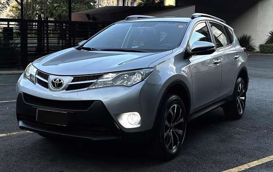 TOYOTA-RAV4-2014