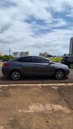TOYOTA-YARIS-2022