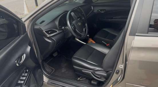TOYOTA-YARIS-2018