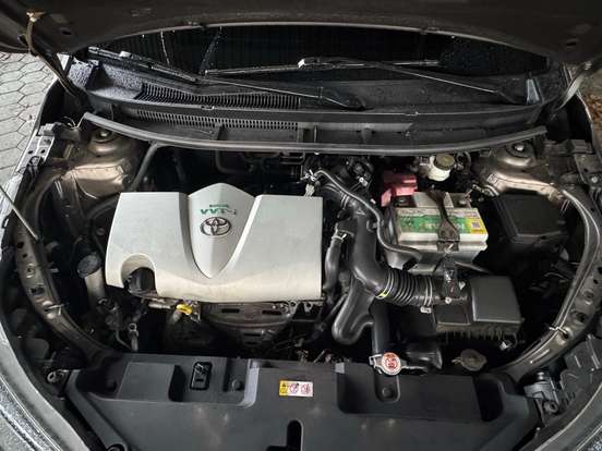 TOYOTA-YARIS-2018
