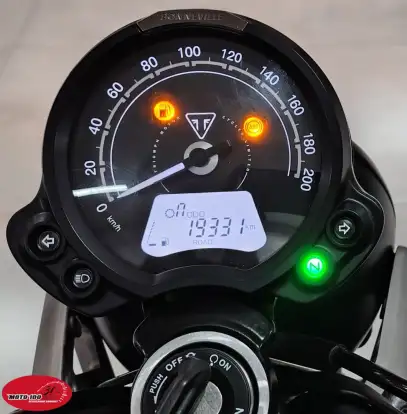 TRIUMPH-SPEED TWIN 900-2023