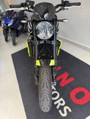 TRIUMPH-TRIDENT 660-2024