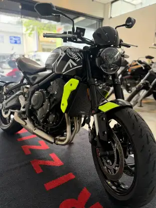 TRIUMPH-TRIDENT 660-2024