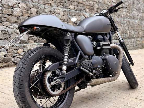 TRIUMPH-THRUXTON TRIUMPH-THRUXTON-2015