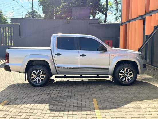 VOLKSWAGEN-AMAROK-2.0 DARK LABEL 4X4 CD 16V TURBO INTERCOOLER DIESEL 4P AUTOMÁTICO VOLKSWAGEN-AMAROK-2015