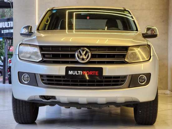 VOLKSWAGEN-AMAROK-2014