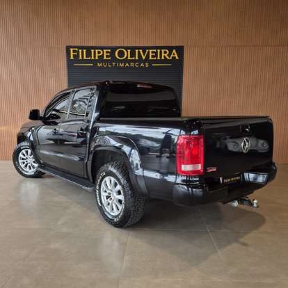 VOLKSWAGEN-AMAROK-2.0 TRENDLINE 4X4 CD 16V TURBO INTERCOOLER DIESEL 4P AUTOMÁTICO VOLKSWAGEN-AMAROK-2016