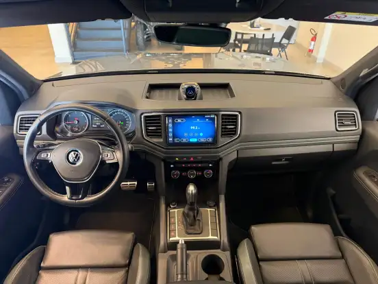 VOLKSWAGEN-AMAROK-2024