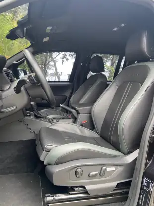 VOLKSWAGEN-AMAROK-2025