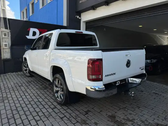 VOLKSWAGEN-AMAROK-2018