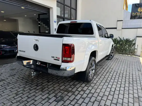 VOLKSWAGEN-AMAROK-3.0 V6 TDI DIESEL HIGHLINE CD 4MOTION AUTOMÁTICO VOLKSWAGEN-AMAROK-2018