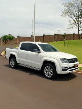 VOLKSWAGEN-AMAROK-2023
