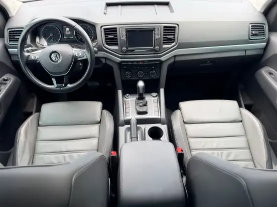 VOLKSWAGEN-AMAROK-2023