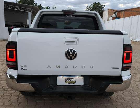 VOLKSWAGEN-AMAROK-2024