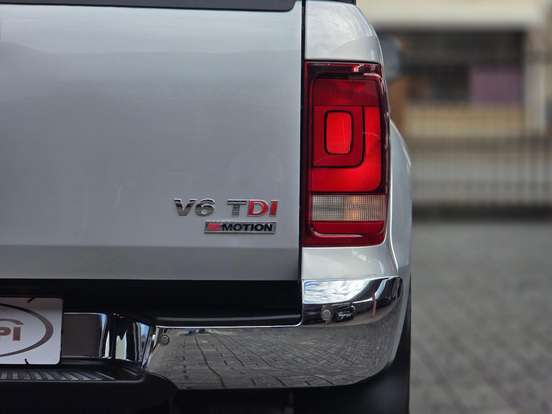 VOLKSWAGEN-AMAROK-3.0 V6 TDI DIESEL HIGHLINE CD 4MOTION AUTOMÁTICO VOLKSWAGEN-AMAROK-2018