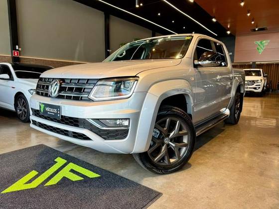 VOLKSWAGEN AMAROK 3.0 V6 TDI DIESEL HIGHLINE CD 4MOTION AUTOMÁTICO