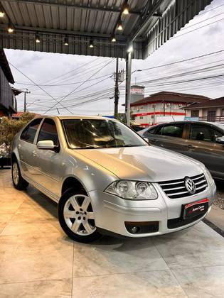 VOLKSWAGEN BORA 2.0 MI 8V FLEX 4P MANUAL