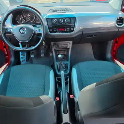 VOLKSWAGEN-CROSS UP-2018