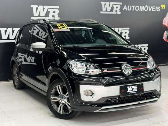 VOLKSWAGEN-CROSS UP-2018