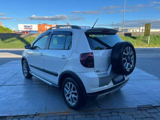 VOLKSWAGEN-CROSSFOX-1.6 MI FLEX 8V 4P AUTOMATIZADO VOLKSWAGEN-CROSSFOX-2012