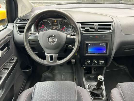 VOLKSWAGEN-CROSSFOX-1.6 MI FLEX 8V 4P MANUAL VOLKSWAGEN-CROSSFOX-2012