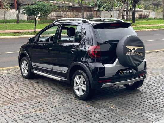VOLKSWAGEN-CROSSFOX-2010