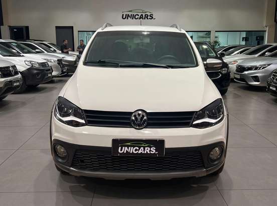VOLKSWAGEN-CROSSFOX-2011